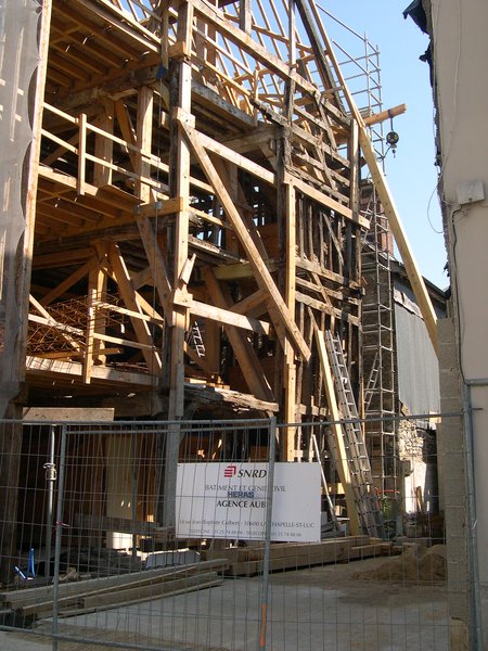  chantier (rénovation d'une maison à pans de bois)